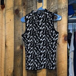 NWT Carmen stylish tank top